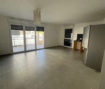 Location appartement 3 pièces - 70m² à Brignoles (83170) - Photo 2
