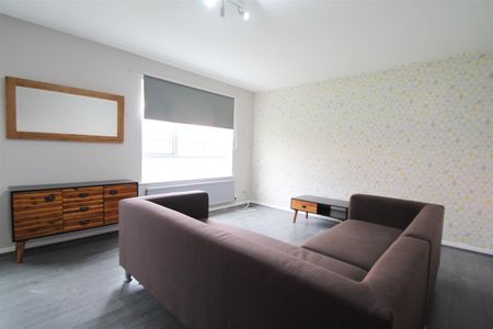 Westfield Court, Westfield Road, Hyde Park, LS3 1DL, Leeds - Photo 2