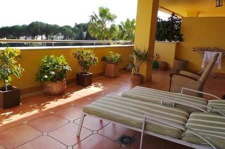 716390 - Apartment For rent in Sierra Blanca, Marbella, Málaga, Spain - Photo 2