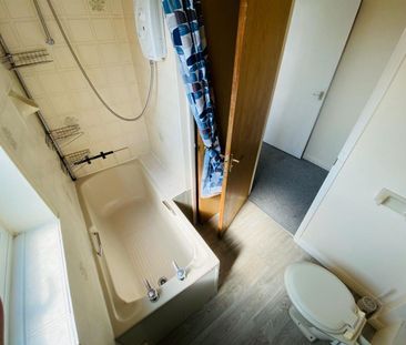 Godfrey Court, Longwell Green, BS30 - Photo 3