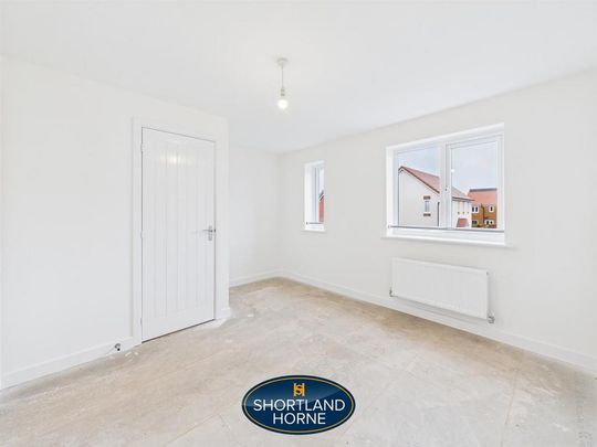 2 bedroom end of terrace house to rent - Photo 1