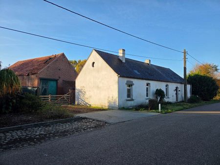 Woning met 3 slpks, schuur met 3 stallen en weiland op 2.288 m² nabij Geel-centrum ! - Foto 5