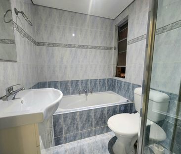 The Perfect Blend of Peace, Space & City-Fringe Convenience - Photo 6