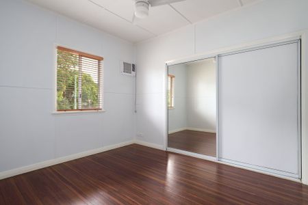 Ideal Location - Photo 2