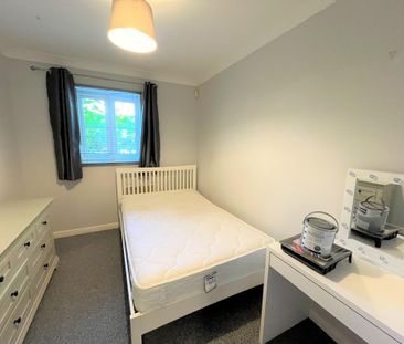2 bedroom ground floor flat to rent - Photo 5