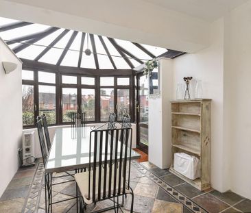 4 bedroom semi-detached house to rent - Photo 1