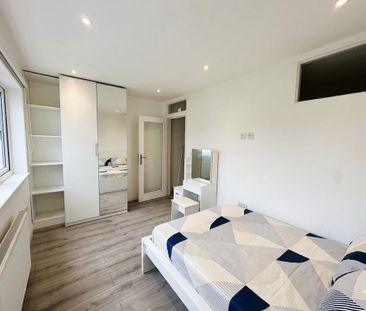 1 bedroom property to rent - Photo 3