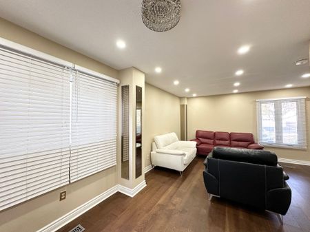 For Lease - 144 Clansman Trail, Mississauga, Ontario - Photo 4