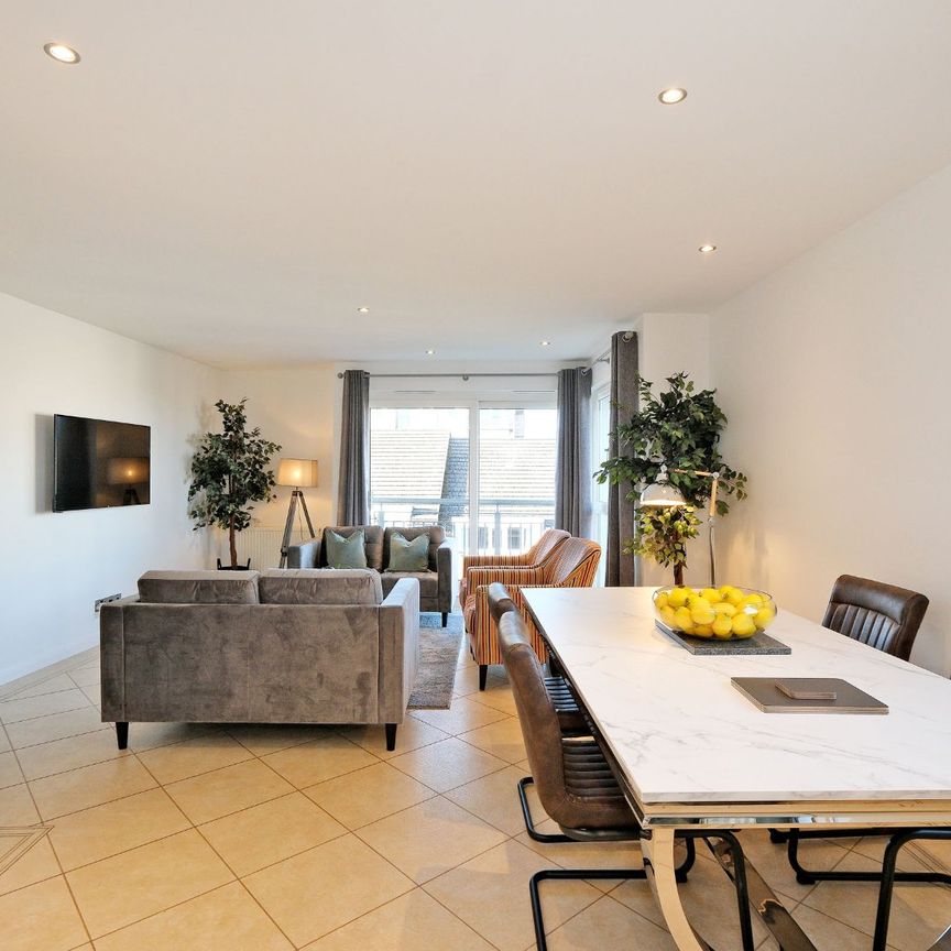 3 bedroom apartment to rent - Photo 1