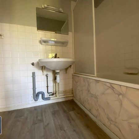 Location Appartement 1 pièce 35m² MACON 71000 - Photo 3