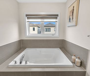 For Lease - 22 Sundin Drive, Haldimand, Ontario - Photo 1