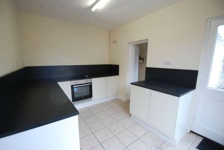 Shorncliffe Avenue, Norwich, NR3 - Photo 3