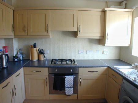 Helsinki Way, DEREHAM - Photo 3