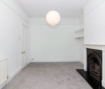 4 Bed Terraced House, Boscombe Road, SW17 - Photo 6