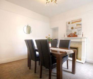 4 bedroom terraced house to rent - Photo 2