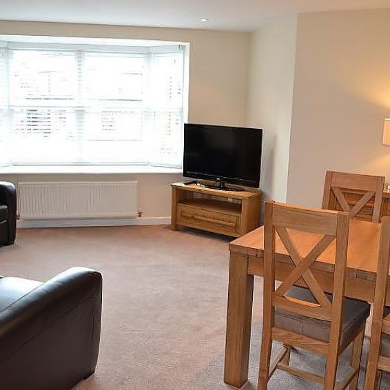 2 Bedroom Apartment To Let - Photo 1