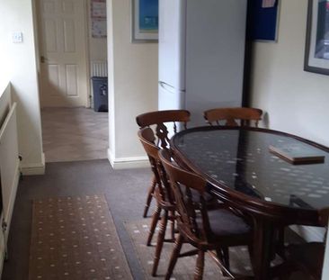 Student House at 7 Church Terrace, Stanwix, Carlisle CA3 9DQ - Photo 5