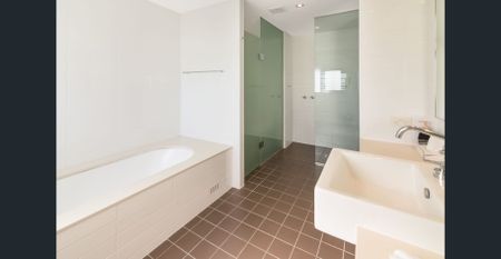 Resort living overlooking the lagoon pool - Photo 4