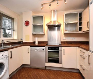 2 bedroom flat to rent - Photo 6