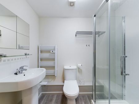 Flat to rent on - Photo 4