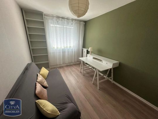 Appartement à louer 4 pièces 99.71m² - Photo 1