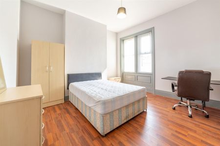 5 bed terraced house to rent in Warton Terrace, Heaton, NE6 - Photo 3