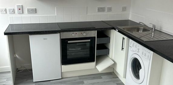 1 bedroom apartment to rent - Photo 2