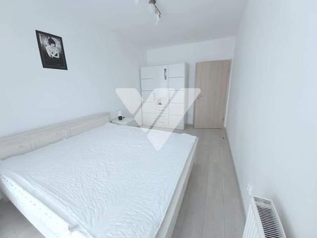 Apartament 3 camere, 100 mp, mobilat, de inchiriat, zona centrala - Fotografie 4