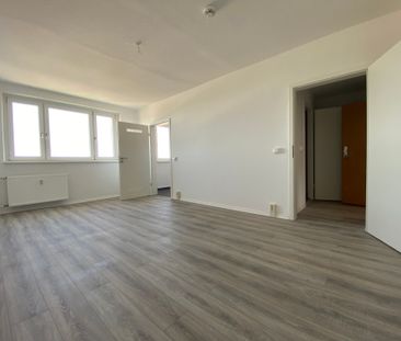 Für Singles und Paare… ein kleines Nest zum Wohlfühlen. 2 Zimmer , 9.OG, Aufzug, Loggia und Keller - Foto 2