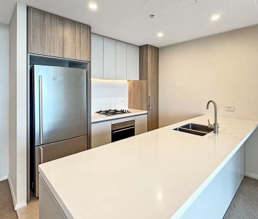 Modern 2 bedroom unit in prime location - Photo 1