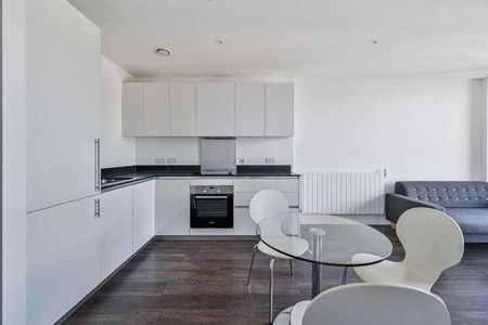 Compton House, Woolwich Riverside, SE18 - Photo 5