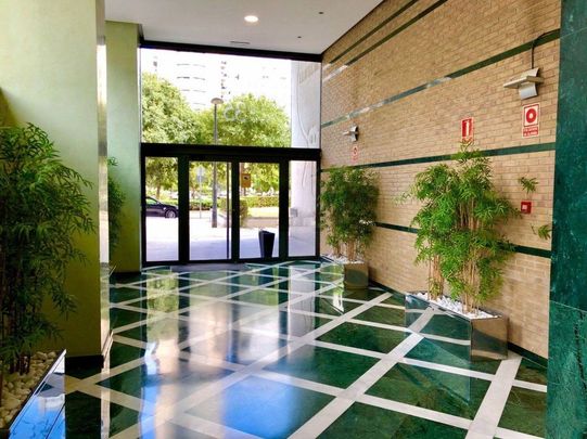 3 room luxury Flat for rent in Valencia - Photo 1