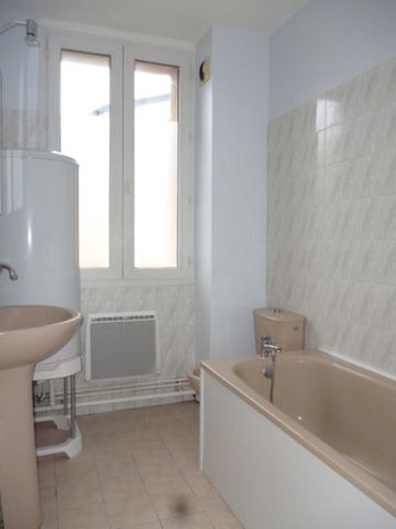 Location Appartement 2 pièces 45m² ELBEUF 76500 - Photo 4