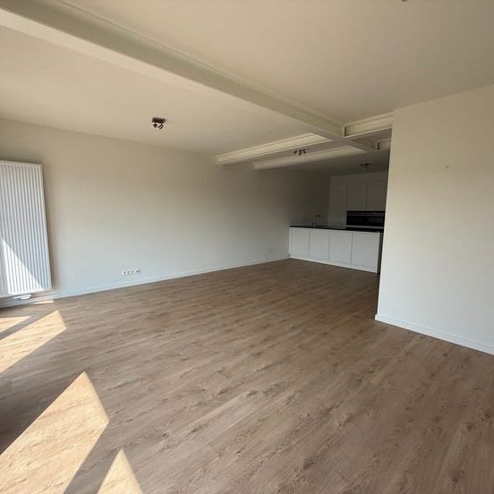Appartement te huur - Photo 1