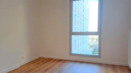 location Appartement T2 DE 50.63m² À REIMS - Photo 2