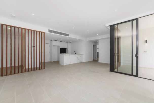 Brand New | Stylish & Spacious 3-Bedroom + Study in Melrose Park! - Photo 1