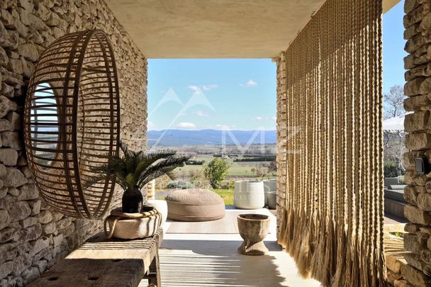 Gordes - Superbe maison en pierres avec décoration raffinée et vue magnifique - Photo 1