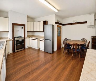 2 bedroom end of terrace house to rent - Photo 5