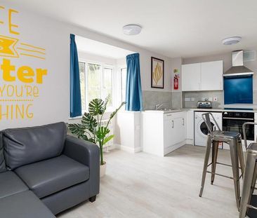 3 bedroom apartment to rent - Photo 5