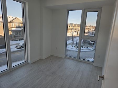 For Lease - 412 Silver Maple Road Unit# 21, Oakville, Ontario - Photo 3