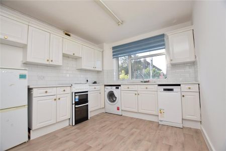 1 bedroom maisonette to rent - Photo 3