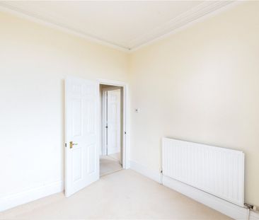 A most attractive, light and bright first floor two double bedroom ... - Photo 6
