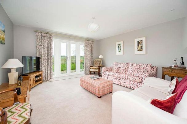 Glemsford, Sudbury, Suffolk, CO10 - Photo 1