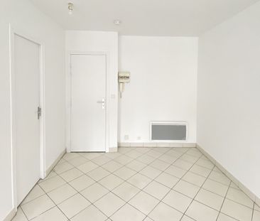 Location Appartement 1 pièce 32m² - Photo 2