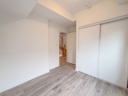 For Lease - 16 Lytham Green Circle Unit# 12, Newmarket, Ontario - Photo 5