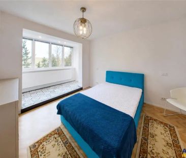 Decomandat si renovat, cu vedere spre gradina, Centrul Civic, Brasov - Fotografie 5