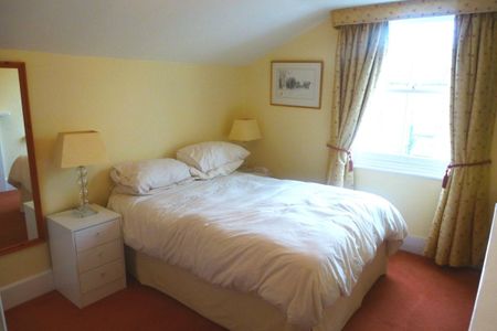 Churchill Road - Photo 3