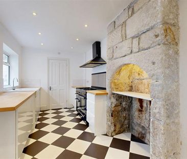 3 bedroom terraced house to rent - Photo 6