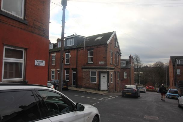 Chiswick Street, Leeds, LS6 - Photo 1