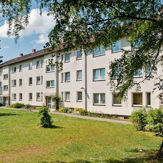 Nette Nachbarn gesucht: günstig geschnittene 3-Zi.-Wohnung - Foto 1